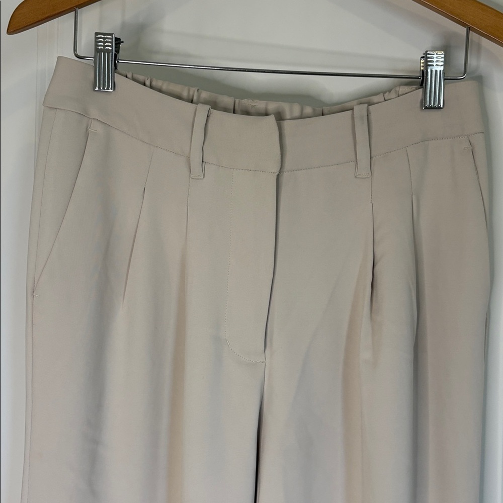 Quince Stretch Crepe Pleated Wide Leg Pant in Sand Tall Inseam Size 8 - Picture 3 of 14